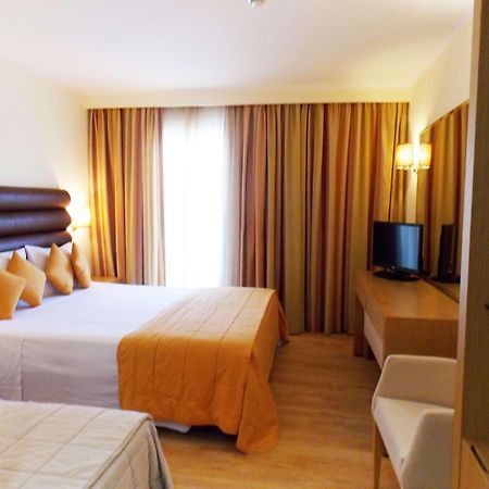 Galaxy Beach Resort BW Premier Collection Laganas Bagian luar foto