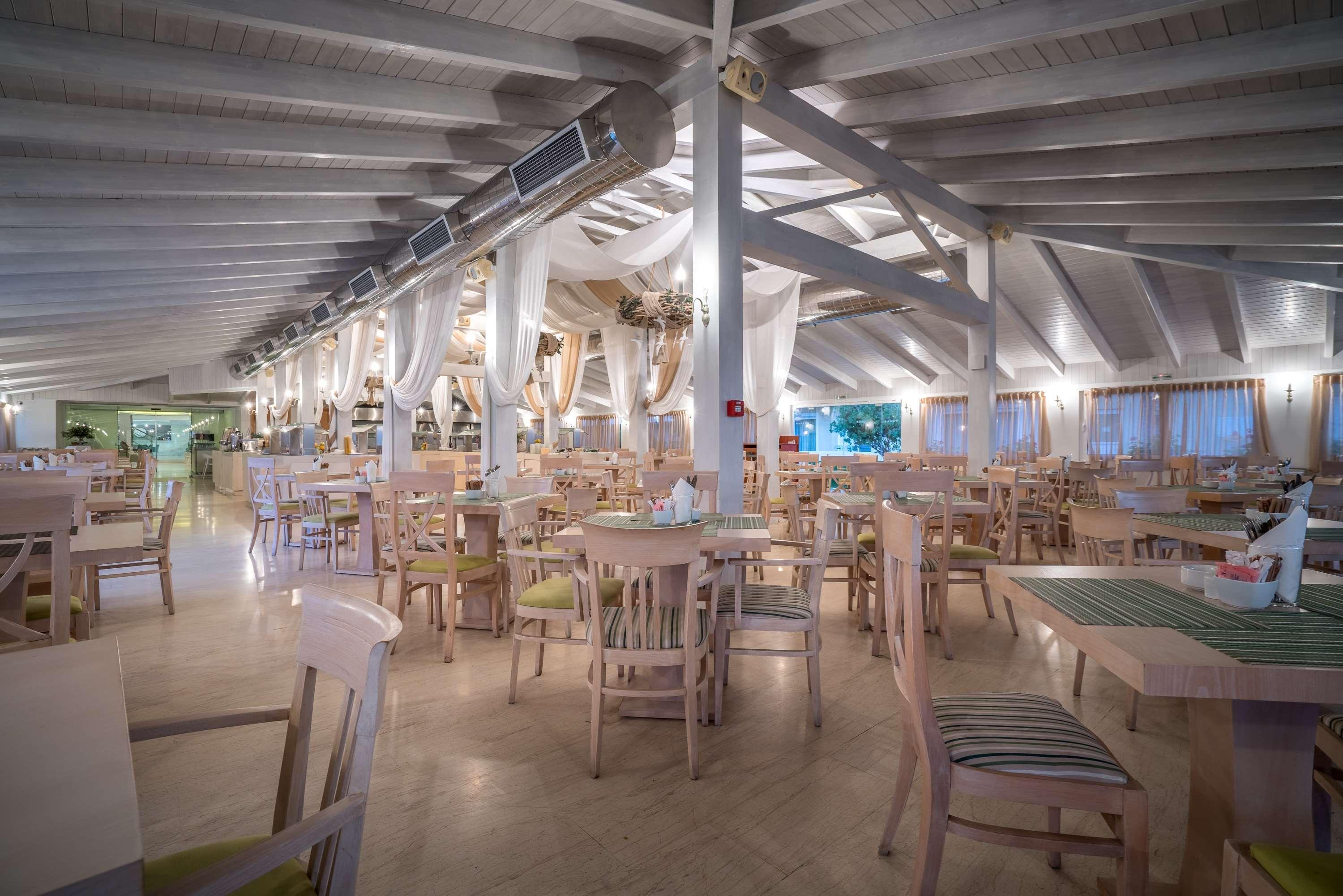 Galaxy Beach Resort BW Premier Collection Laganas Bagian luar foto