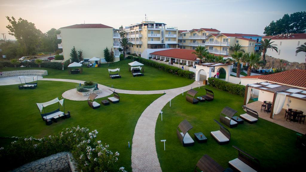 Galaxy Beach Resort BW Premier Collection Laganas Bagian luar foto